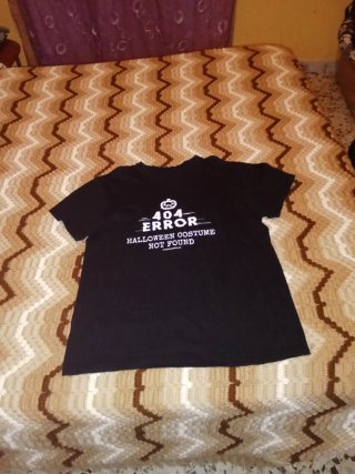 Camiseta Halloween 404 Error Negra