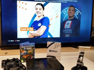 Consola PS4 Negra + Juegos