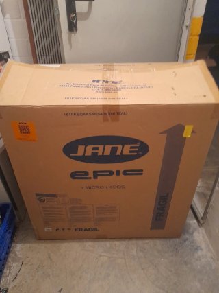 CARRO/SILLA BEBE JANÉ EPIC COMPLETO Y ACCESORIOS