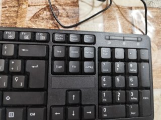 2 Teclados USB Gembird y NGS Negros