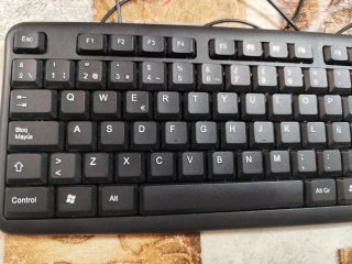 2 Teclados USB Gembird y NGS Negros