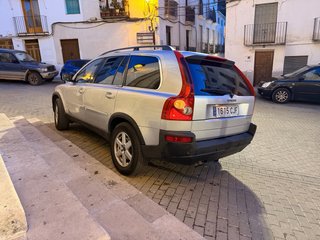 Volvo XC90 2003