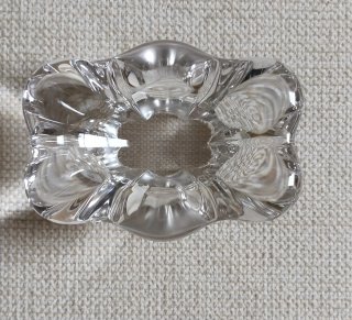 2 Ceniceros de cristal.