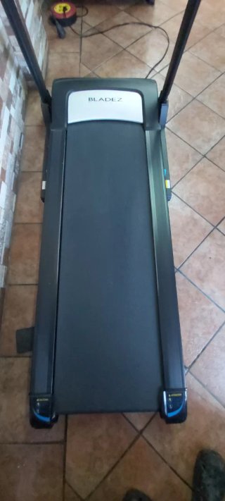Cinta de correr Bladez Fitness TRO901,