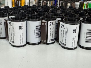 Carretes de película 35mm vacíos (Agfa, Kodak)