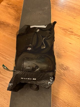 Skate para niño + casco y protecciones