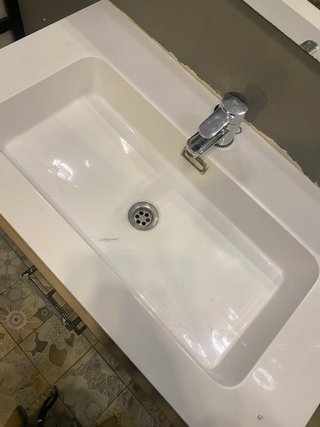 Mueble Baño Roca con Lavabo y Grifo