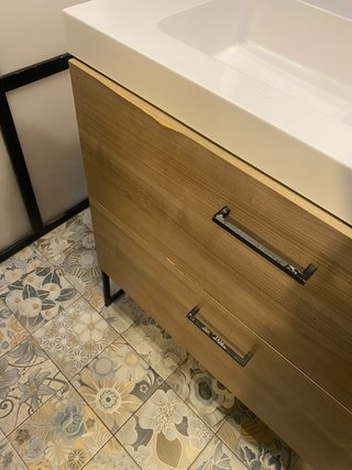 Mueble Baño Roca con Lavabo y Grifo