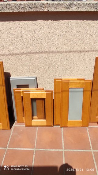 Solo Puertas de muebles de cocina. Negociable