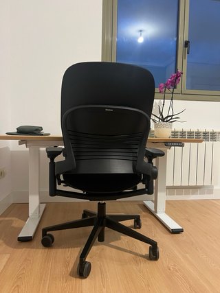 Silla Ergonómica premium  Steelcase Gesture Negra