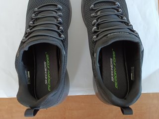 Zapatillas Skechers Negras