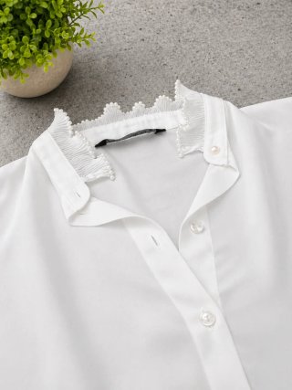 Zara White Blouse – Size S – Elegant Details