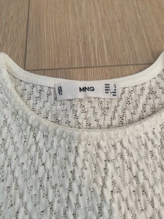 Jersey de Mango de punto calado beige manga larga