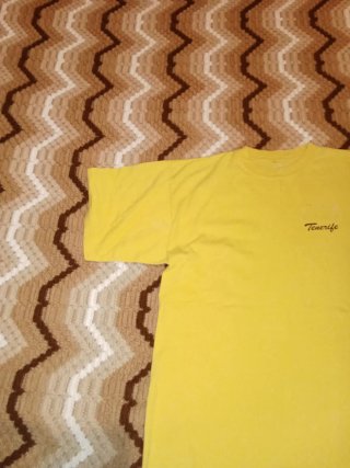 Camiseta amarilla manga corta