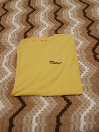 Camiseta amarilla manga corta