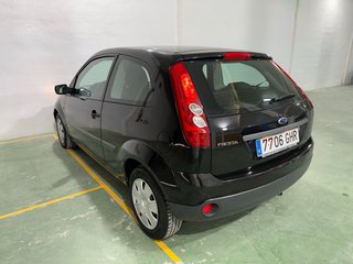 Ford Fiesta/80.000km/unico propietario/reestreno!!