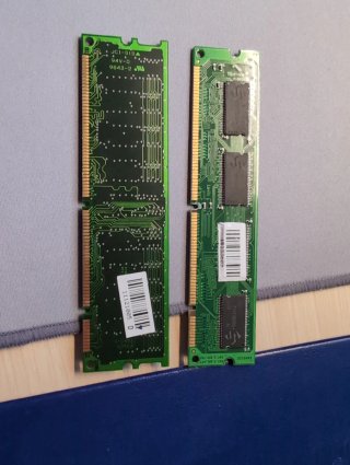 2 Memorias RAM SDRAM