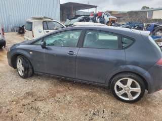 SEAT Leon 2006 tengo varias piezas