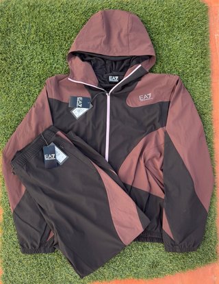 Chándal EA7 Emporio Armani Negro/Marrón
