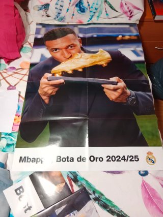 Revistas y posters Real Madrid