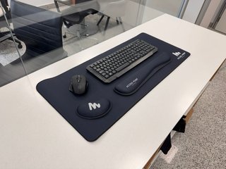 Alfombrilla Gaming  con Reposamuñecas y Mousepad