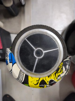 Patinete eléctrico graffiti