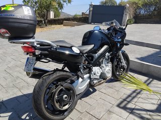 BMW F 800S Negra