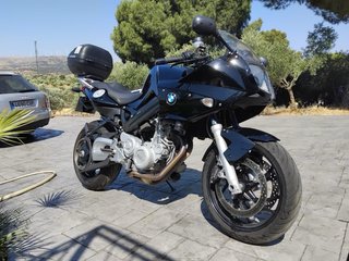 BMW F 800S Negra