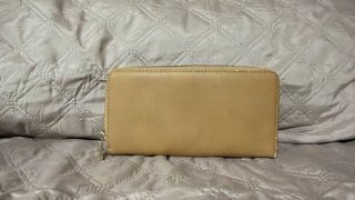 Monedero VERDE beige y dorado con flores