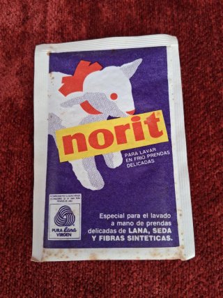 Caja Norit Antigua