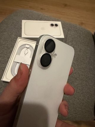iPhone 16 Blanco
