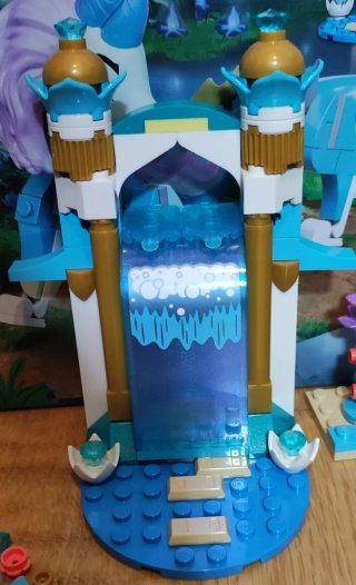 LEGO Disney Raya 43184 Sisu Dragón
