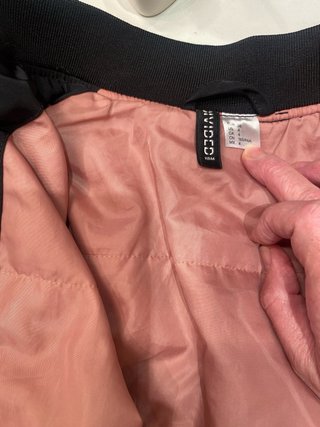 Cazadora bomber negra H&M Talla S