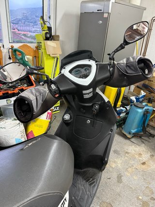 Kymco Agility City 125cc Scooter