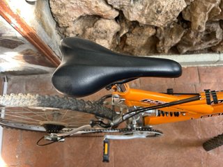 Bicicleta Montaña Naranja y Gris