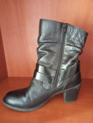 Botines piel negros talla 37