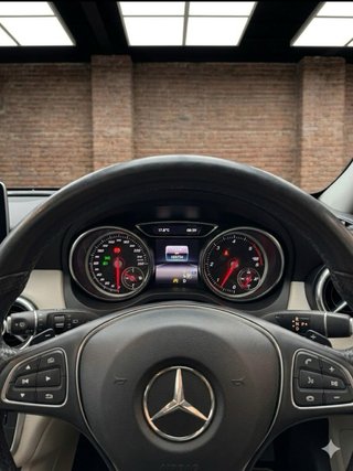 Mercedes-Benz CLA 200d Shooting Brake