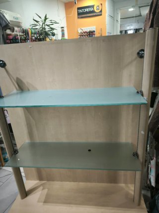 Expositor de madera con 2 baldas de cristal