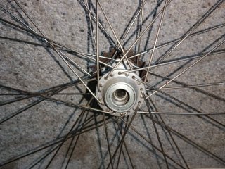 Rueda bicicleta carretera Michelin 700mm, 26"