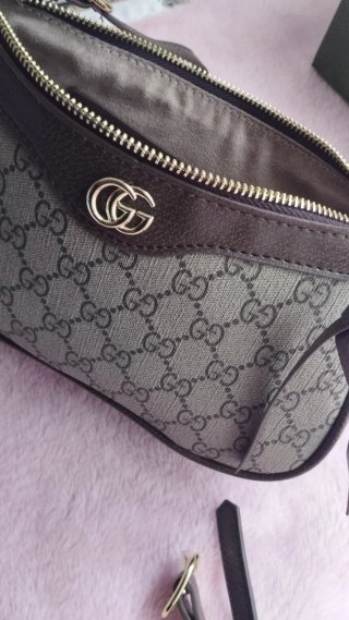 Bolso estilo icónico beige y marrón