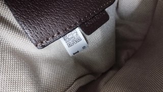 Bolso estilo icónico beige y marrón