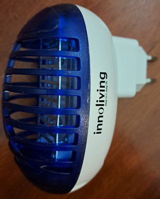 Antizanzare con luce blu