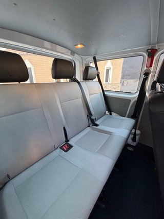 Volkswagen Transporter T6 9 plazas