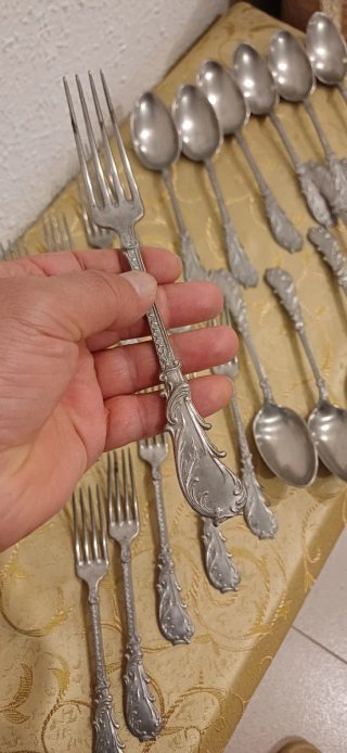 Juego de cubiertos de mesa de 24 piezas