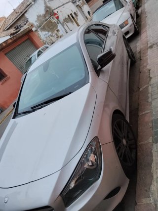 Mercedes-Benz clase 180 D 2017
