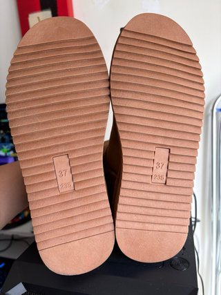 Botas de pelo beige/marrón