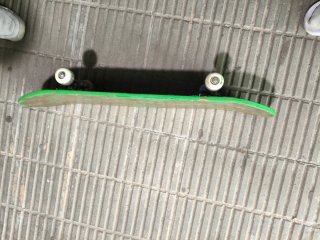 Patinete de madera viejo