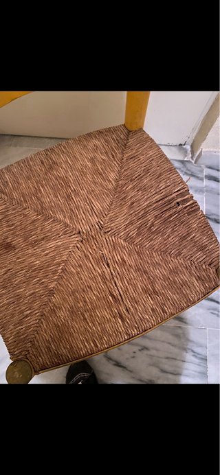 Silla colonial torneada madera y anea