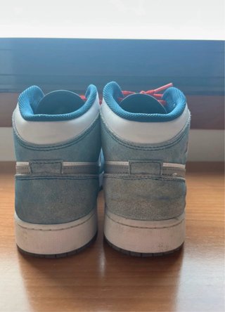 Air Jordan 1 Mid SE French Blue