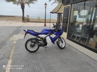 Yamaha TZR50 Azul y Blanca